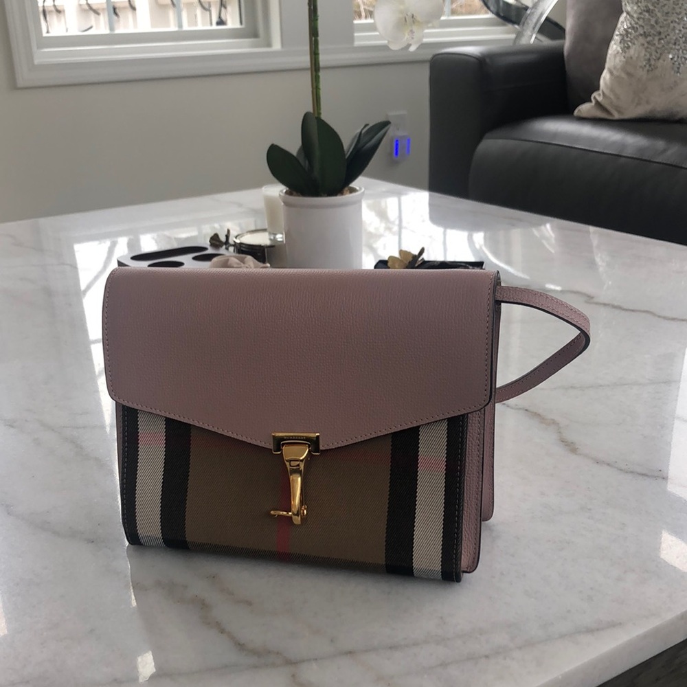 Burberry Pink and Tan Crossbody Bag with Gold Clasp! Used less then 5 times
